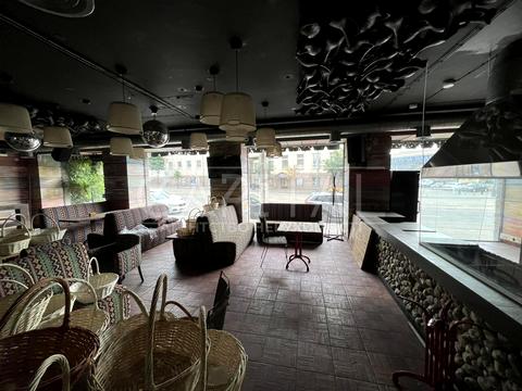 комерційна за адресою Золотоустівська вул., 2/4