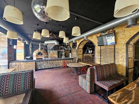 комерційна за адресою Золотоустівська вул., 2/4