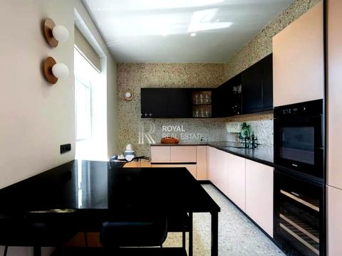 дом по адресу вул. Центральна, 1