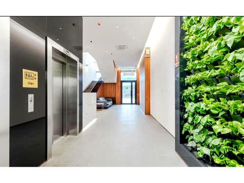 комерційна за адресою Оболонський просп., 6-А