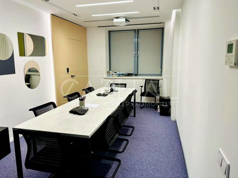 комерційна за адресою Саксаганського вул., 1-Г