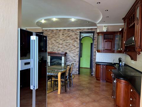 квартира по адресу Владимира Ивасюка просп. (Героїв Сталінграду), 8