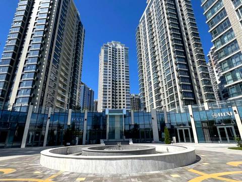 комерційна за адресою Андрія Верхогляда вул. (Михайла Драгомирова), 17-д