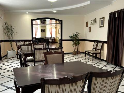 комерційна за адресою Київська вул. (107-ї Кременецької Дивізії), 39