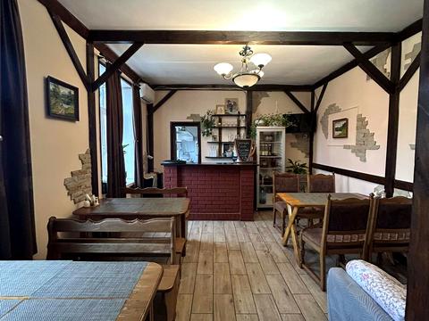 комерційна за адресою Київська вул. (107-ї Кременецької Дивізії), 39