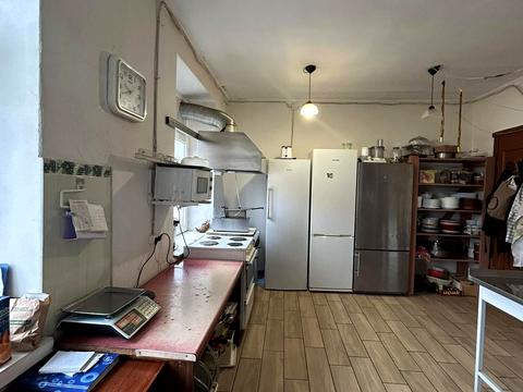 комерційна за адресою Київська вул. (107-ї Кременецької Дивізії), 39