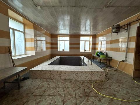 комерційна за адресою Київська вул. (107-ї Кременецької Дивізії), 39