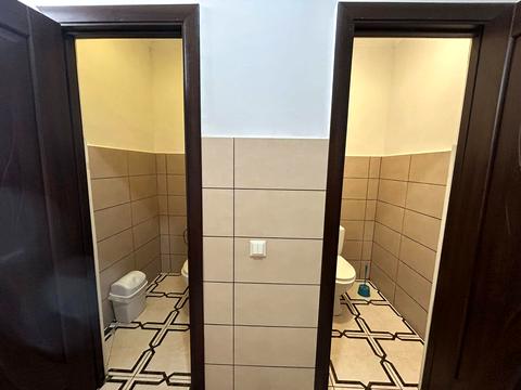 комерційна за адресою Київська вул. (107-ї Кременецької Дивізії), 39