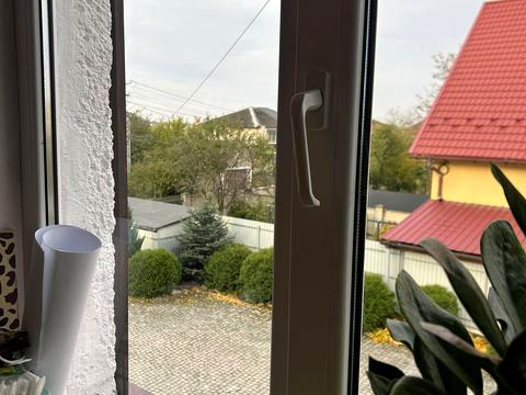 комерційна за адресою Київська вул. (107-ї Кременецької Дивізії), 39