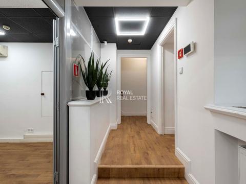 комерційна за адресою Івана Франка вул., 29