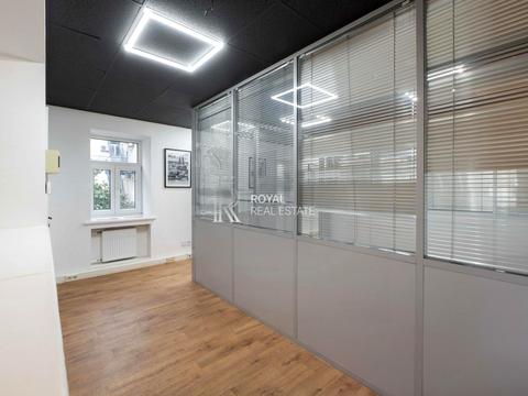 комерційна за адресою Івана Франка вул., 29