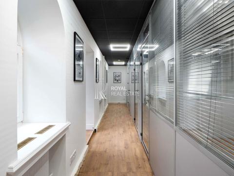 комерційна за адресою Івана Франка вул., 29