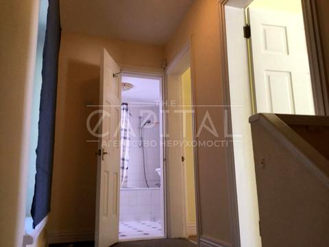 будинок за адресою Добровольчих Батальйонів вул. (Панфіловців)