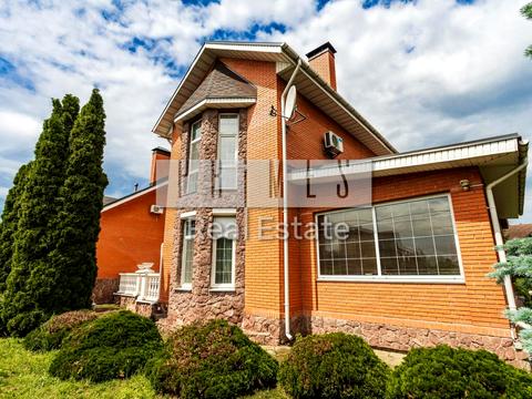 будинок за адресою с. Вишеньки, Єдності вул.