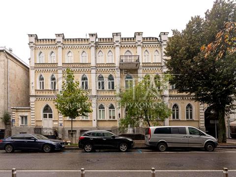 комерційна за адресою Євгена Чикаленка вул. (Пушкінська), 34