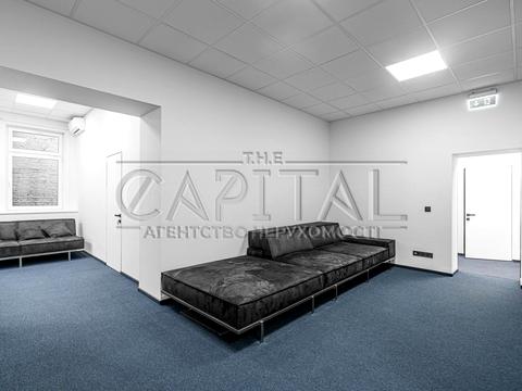 комерційна за адресою Євгена Чикаленка вул. (Пушкінська), 34