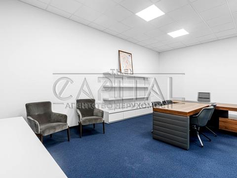 комерційна за адресою Євгена Чикаленка вул. (Пушкінська), 34