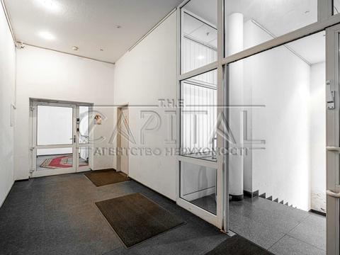 комерційна за адресою Євгена Чикаленка вул. (Пушкінська), 34