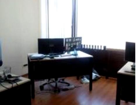 комерційна за адресою Тараса Шевченка бульв., 33-Б