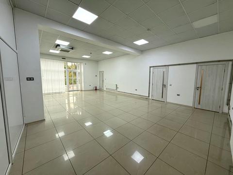 коммерческая по адресу Незалежності просп., 4