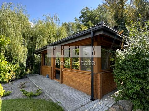 будинок за адресою Озерна вул.