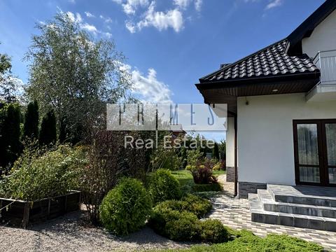 будинок за адресою Озерна вул.