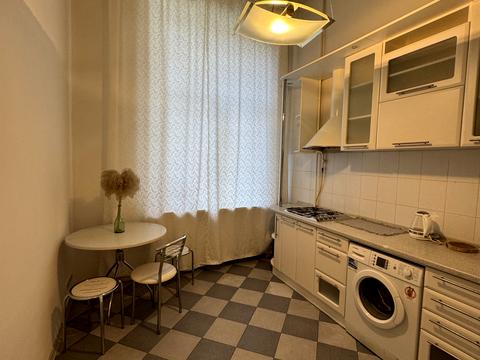 квартира за адресою Костельна вул., 7