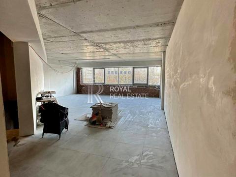 коммерческая по адресу Вышгородская ул., 45