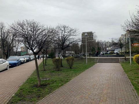 коммерческая по адресу Вышгородская ул., 45