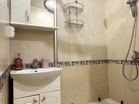 квартира за адресою Олени Теліги вул., 7