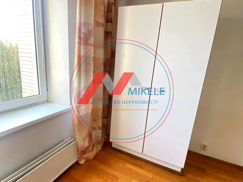 квартира за адресою Академіка Корольова вул., 2-А