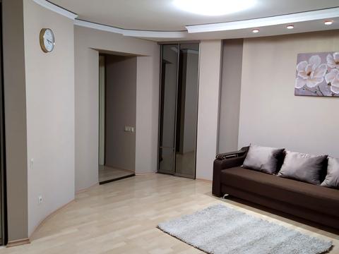 квартира за адресою Кам'янецька вул., 107