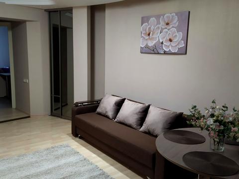 квартира за адресою Кам'янецька вул., 107