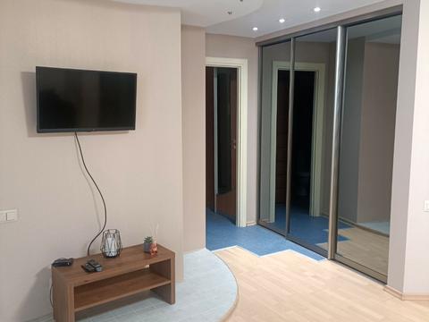 квартира за адресою Кам'янецька вул., 107