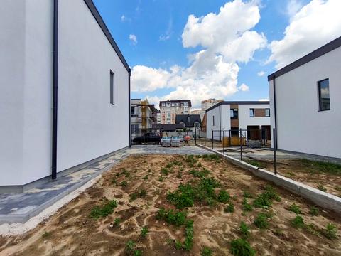 дом по адресу Огнєвої