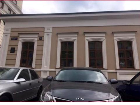 комерційна за адресою Фролівська вул., 9/11