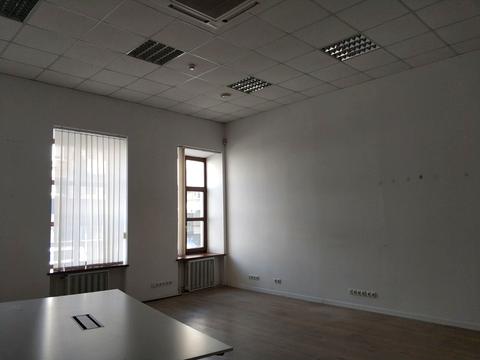 комерційна за адресою Фролівська вул., 9/11