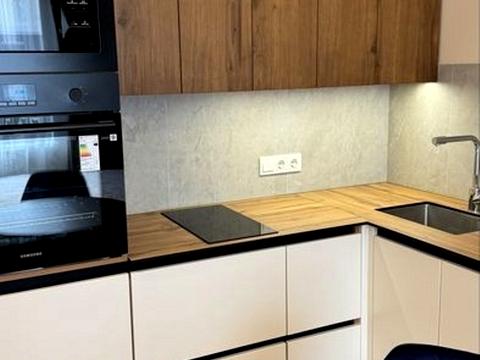 квартира за адресою Князя Романа Мстиславича вул. (Генерала Жмаченка), 28