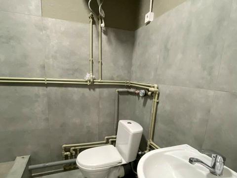 комерційна за адресою Шухевичів вул., 47