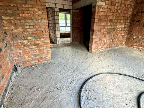 дом по адресу Українська ул.