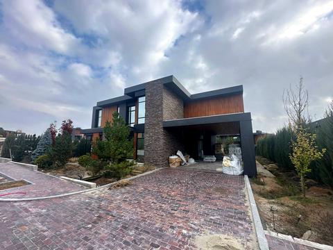 будинок за адресою Ватутіна пров.