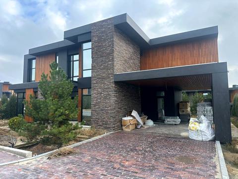 будинок за адресою Ватутіна пров.