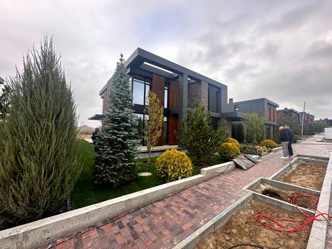 будинок за адресою Ватутіна пров.