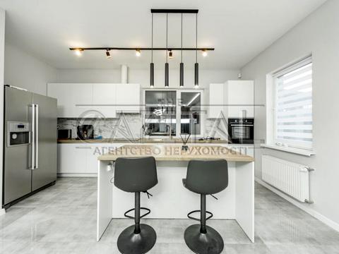 будинок за адресою Трояндова вул.