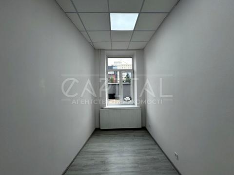 коммерческая по адресу Жилянская ул., 31