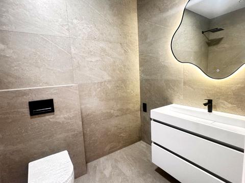 будинок за адресою Дружби бульв., 1