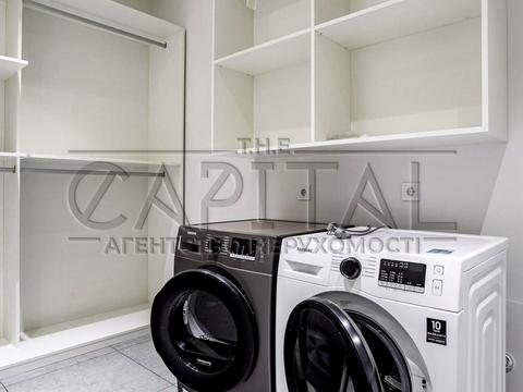 будинок за адресою Лютнева вул.