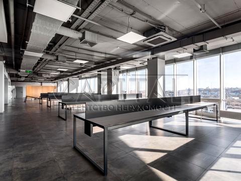 комерційна за адресою Степана Бандери просп. (Московський), 9Б