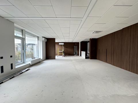 комерційна за адресою Золотоустівська вул., 25