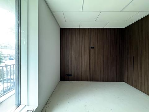 комерційна за адресою Золотоустівська вул., 25